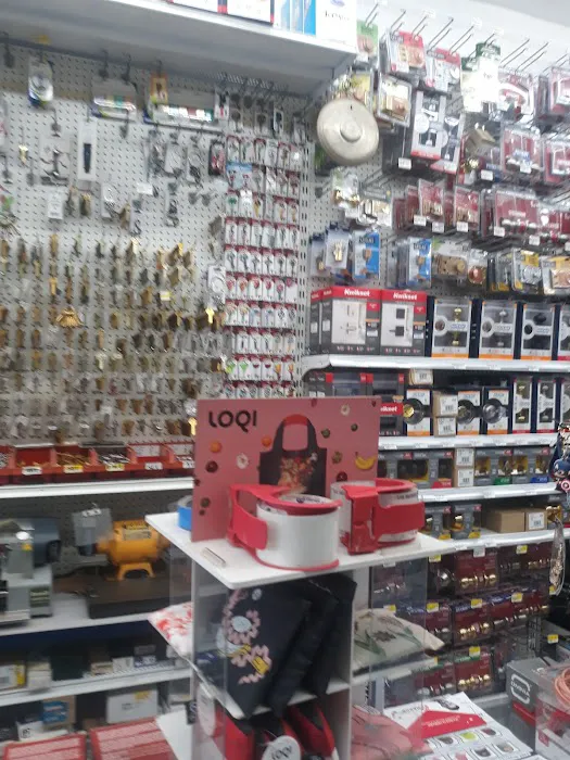 Clinton Hill Ace Hardware , Benjamin Moore Paint 2