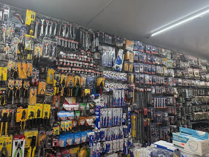 778 Nostrand Hardware 3