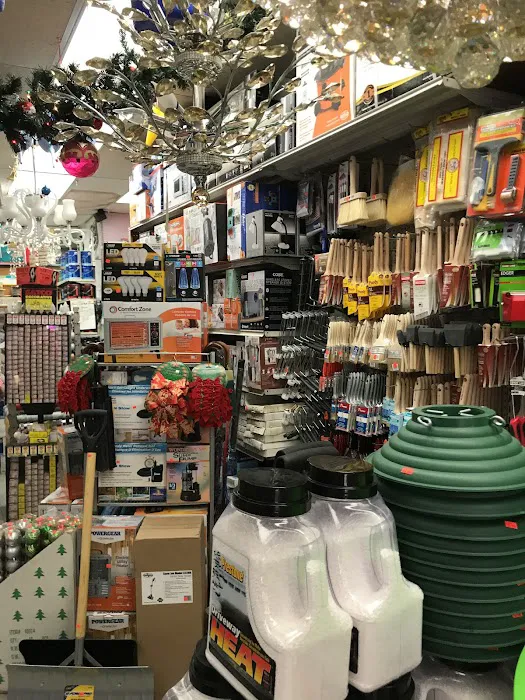Ovington House & Hardware 9