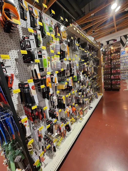 Gantry Home & Hardware 4