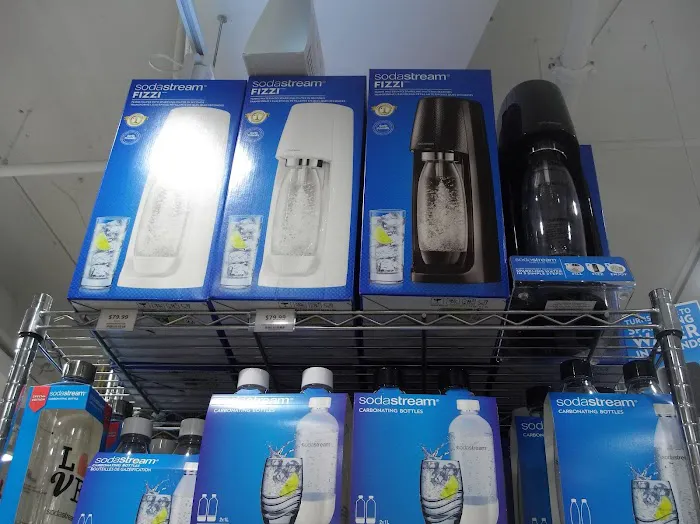 University Hardware Housewares 9