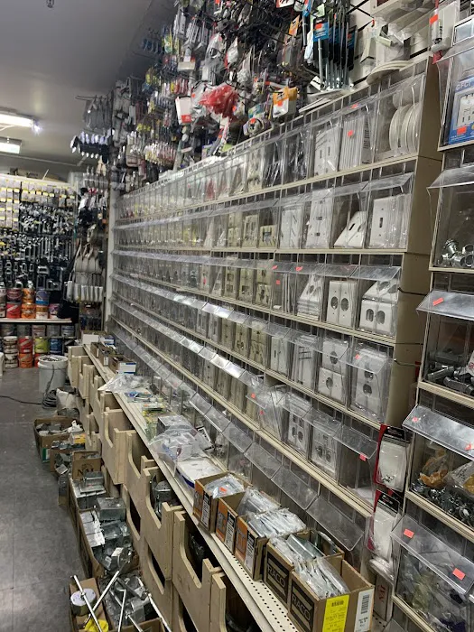 Citi Hardware 6