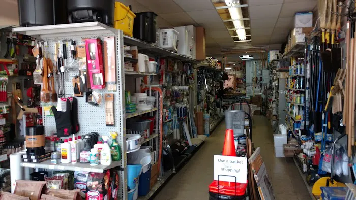 Frankson Hardware & Paint 4