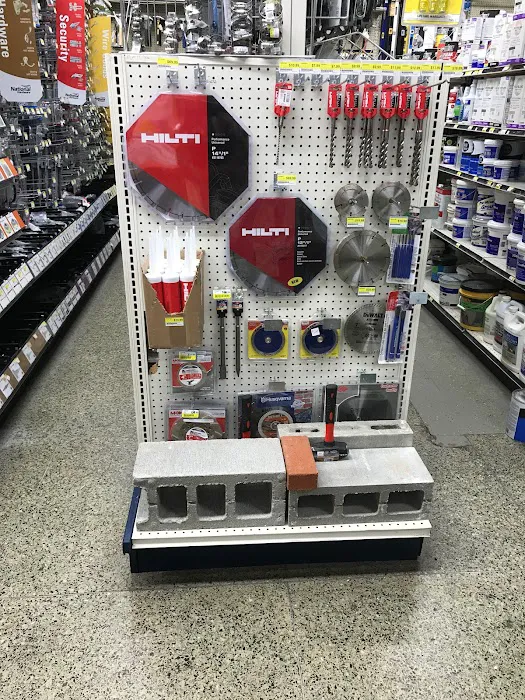 DaCorta Hardware, a Benjamin Moore authorized retailer 2
