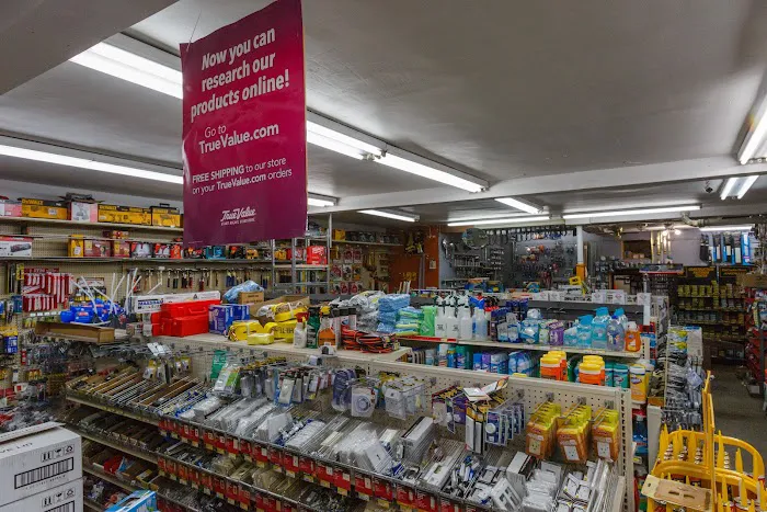 DaCorta Hardware, a Benjamin Moore authorized retailer 8