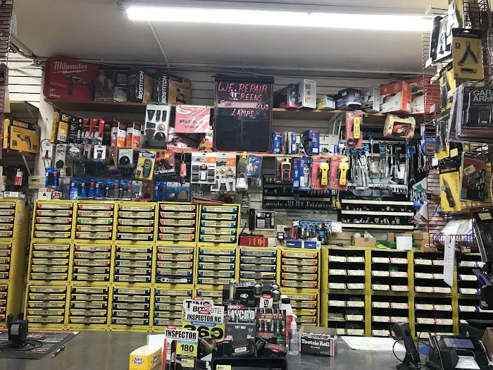 Hometown Hardware & Paint 8