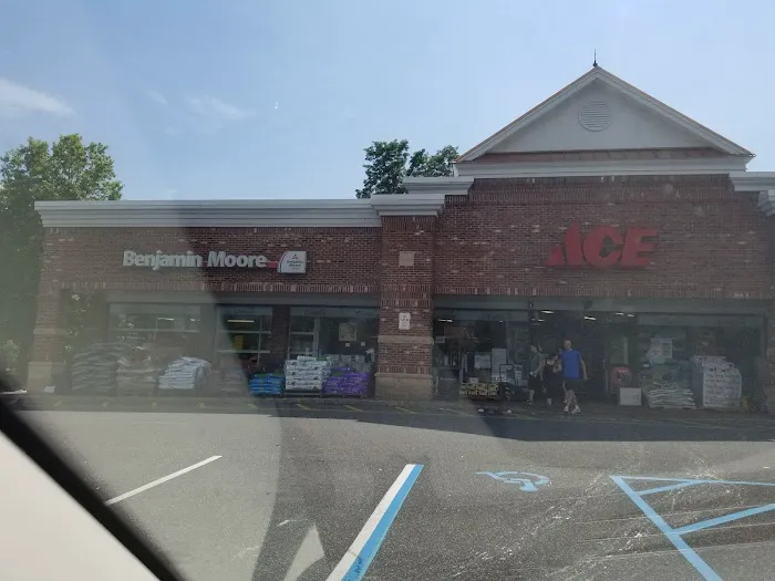 Costello's Ace Hardware of Nesconset 5