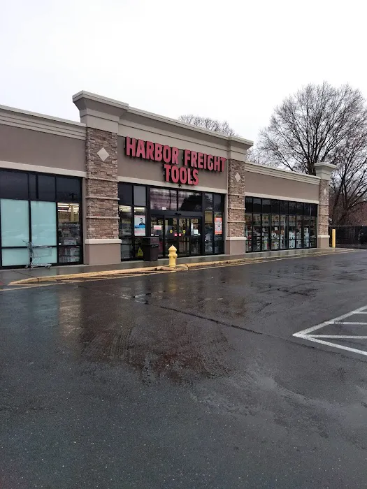 Harbor Freight 7