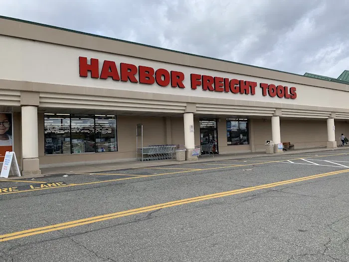 Harbor Freight 3