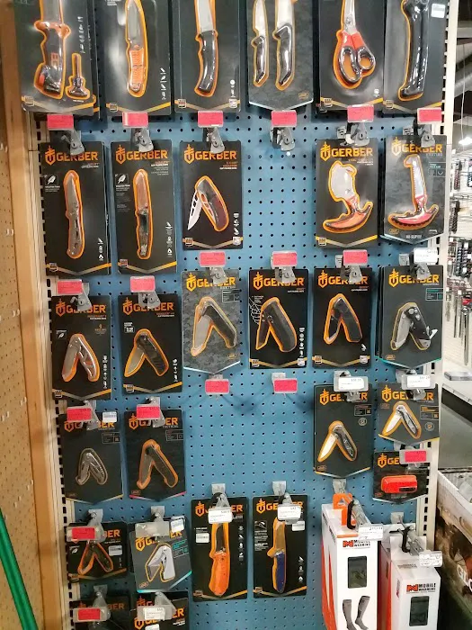 Chatham Hardware 9