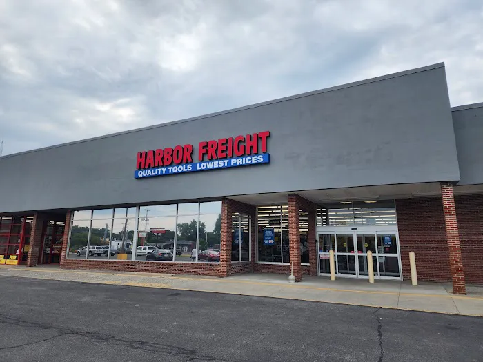 Harbor Freight 9