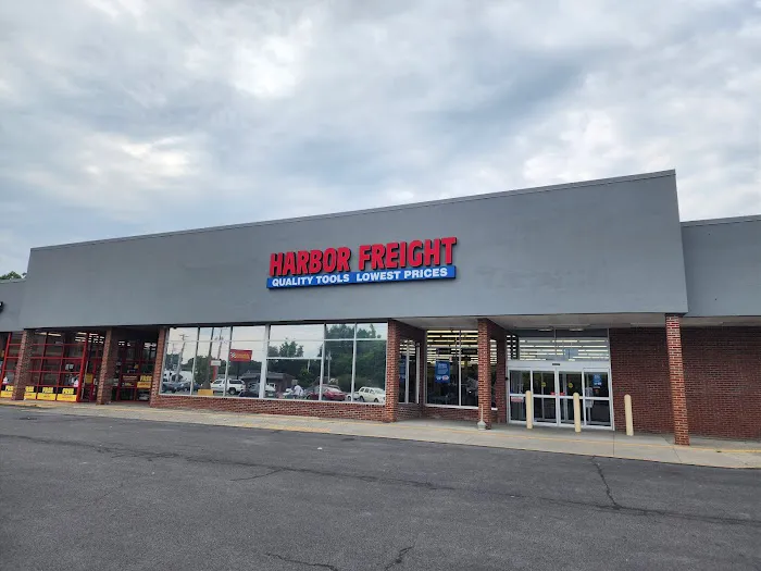 Harbor Freight 7