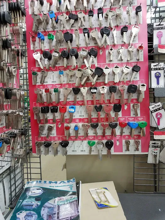 Marios True Value Hardware 4