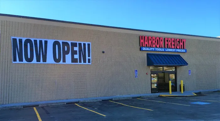 Harbor Freight 4
