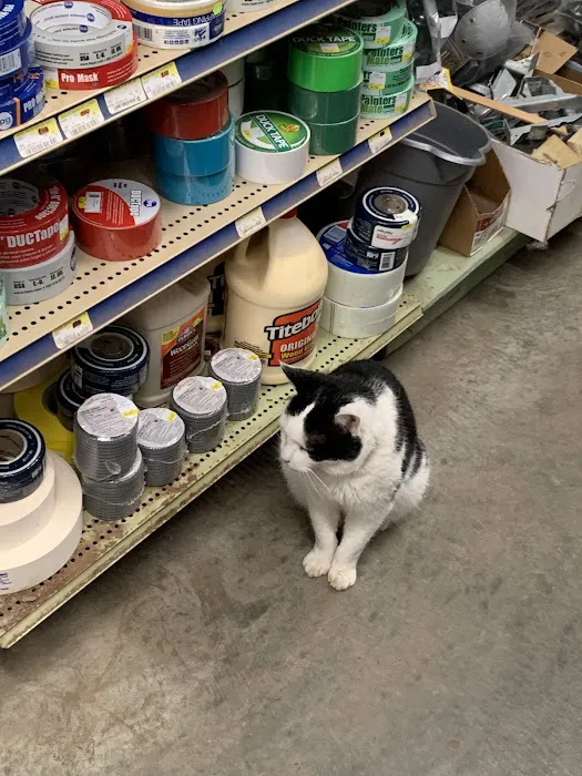 Hobart Hardware Plus 1