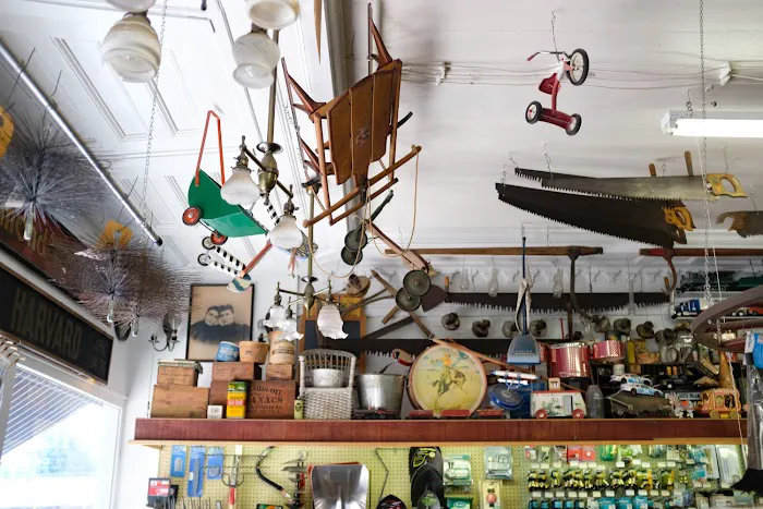 Dubben Brothers Hardware 4