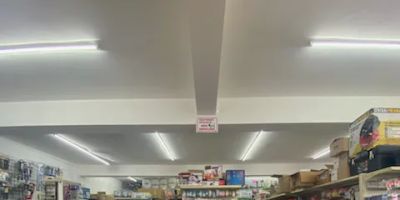 J & J Hardware Store La Ferreteria De Los Latinos