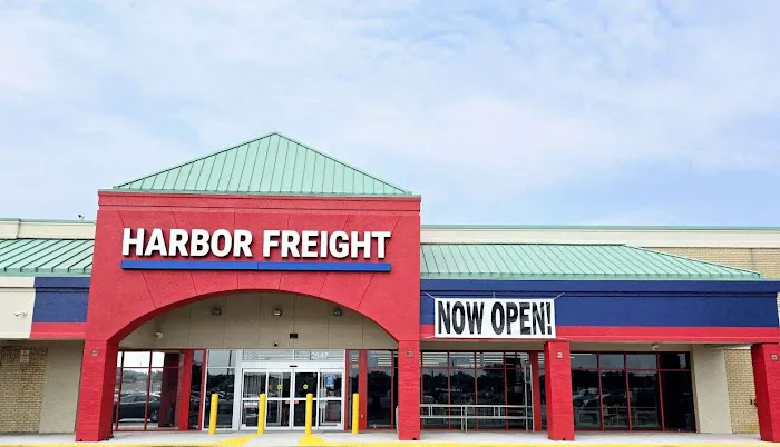 Harbor Freight 4