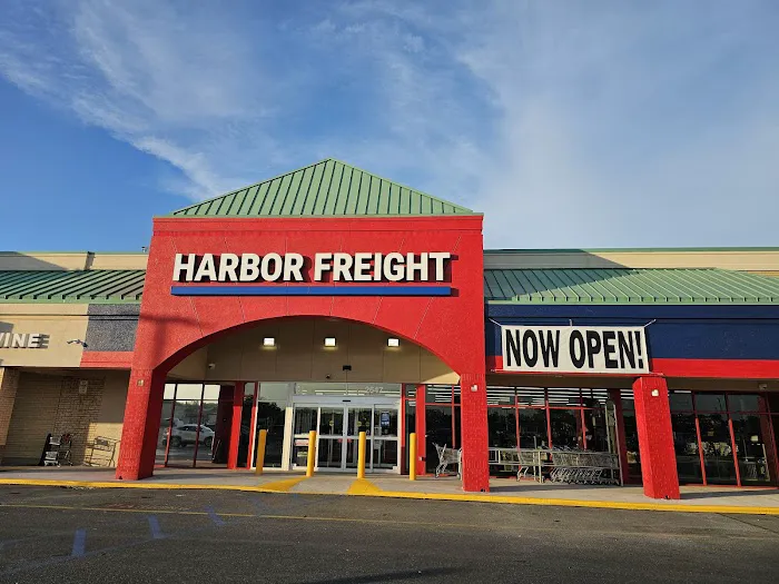 Harbor Freight 3