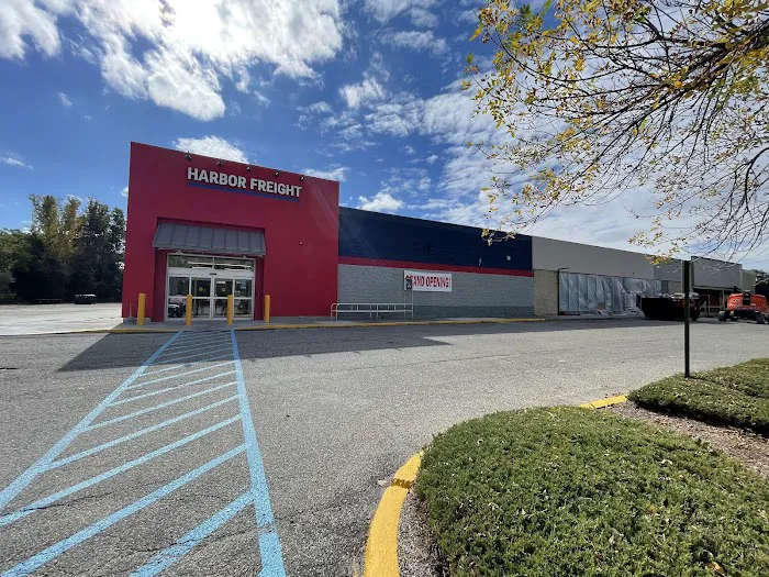 Harbor Freight 4
