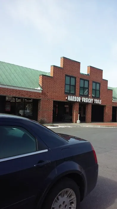 Harbor Freight 7