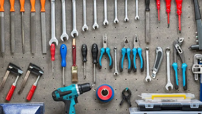Stadler Hardware 1