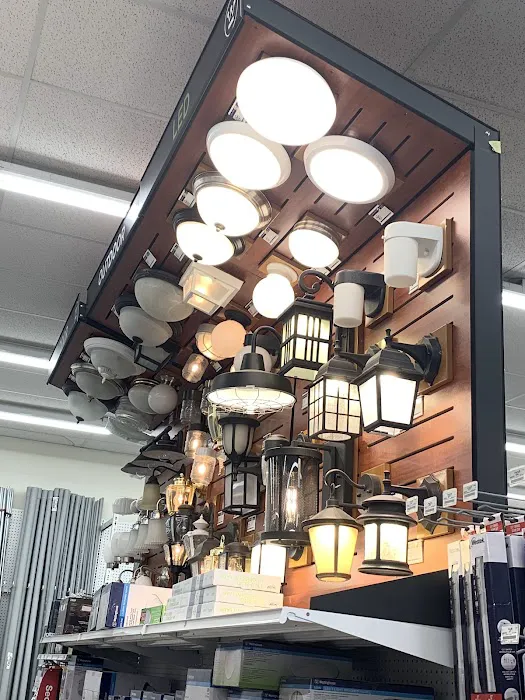 Rocky's Ace Hardware 4