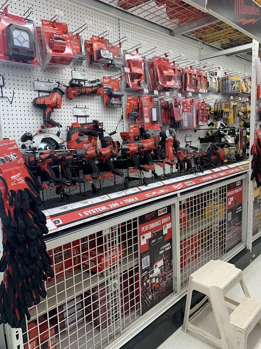Rocky's Ace Hardware 8