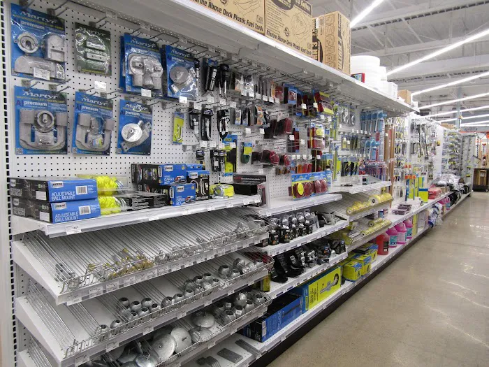 Salk's Ace Hardware & Marine 9