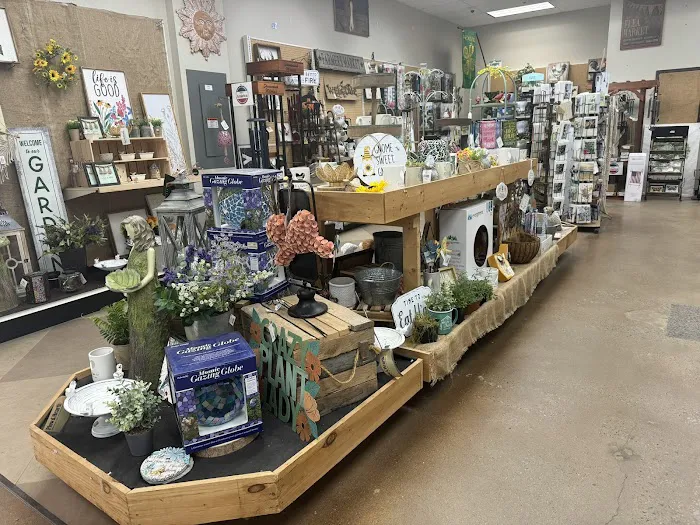 Kelley Farm & Garden DBA Cobleskill Agway 8