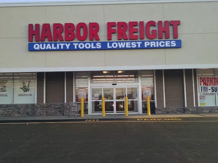 Harbor Freight 9