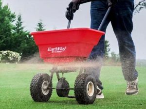 How to Choose the Right Lawn Care Products for a Healthier Lawn