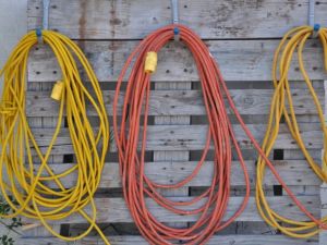 How to Select the Right Extension Cords for Outdoor Use