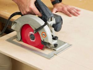 The Ultimate Guide to Buying Your First Circular Saw – Tips and Recommendations