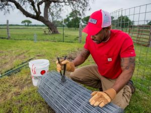 How to Install a Wooden Fence with Hand Tools: A Step-by-Step Guide