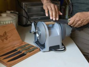 Best Bench Grinders for Sharpening Tools: A Comprehensive Guide to Finding the Perfect Bench Grinder