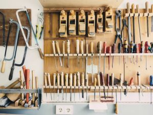 Essential Must-Have Tools for Beginner Woodworkers to Start Strong